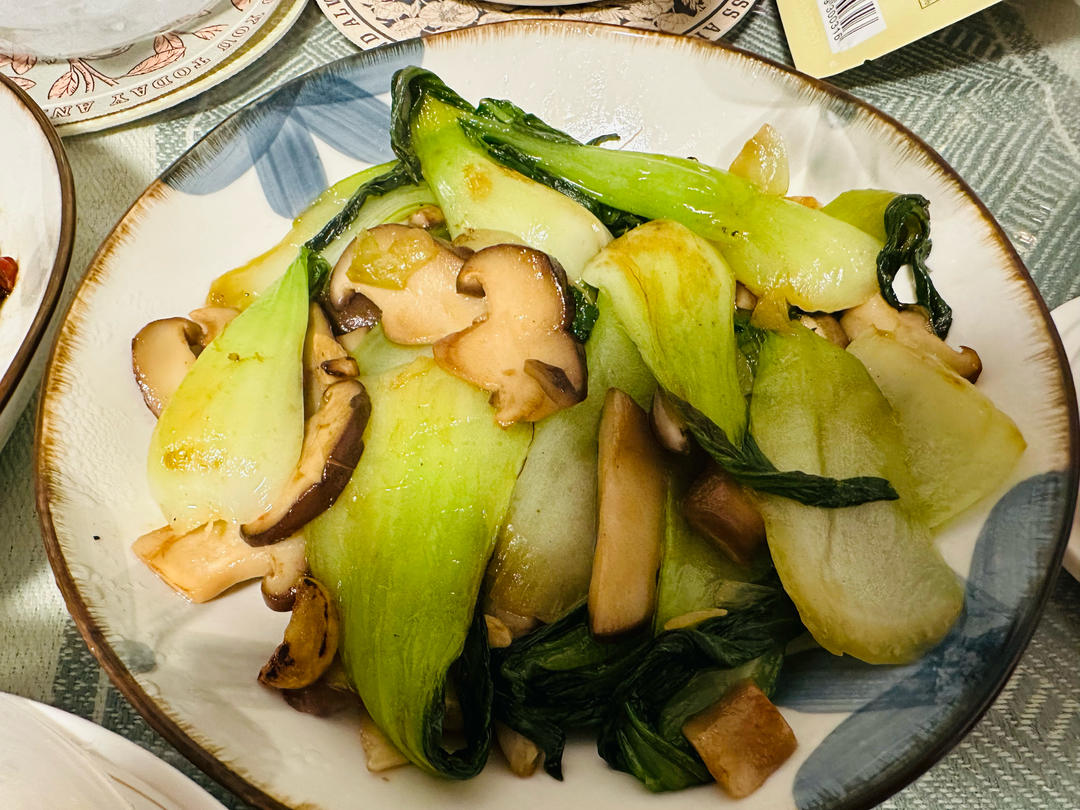 比肉还好吃的——蚝油香菇油菜