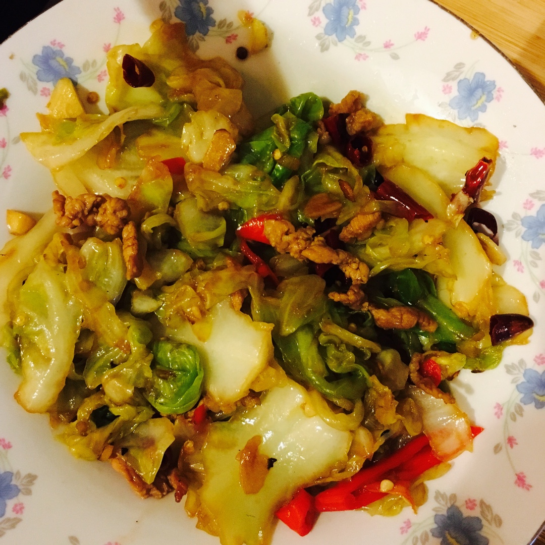 阿婆手撕包菜
