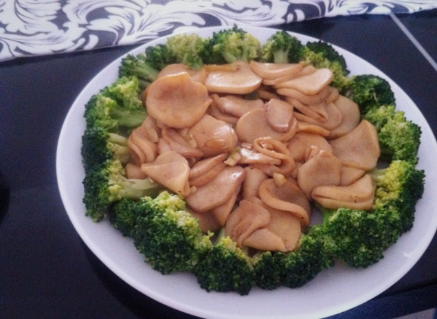 杏鲍菇扣西兰花