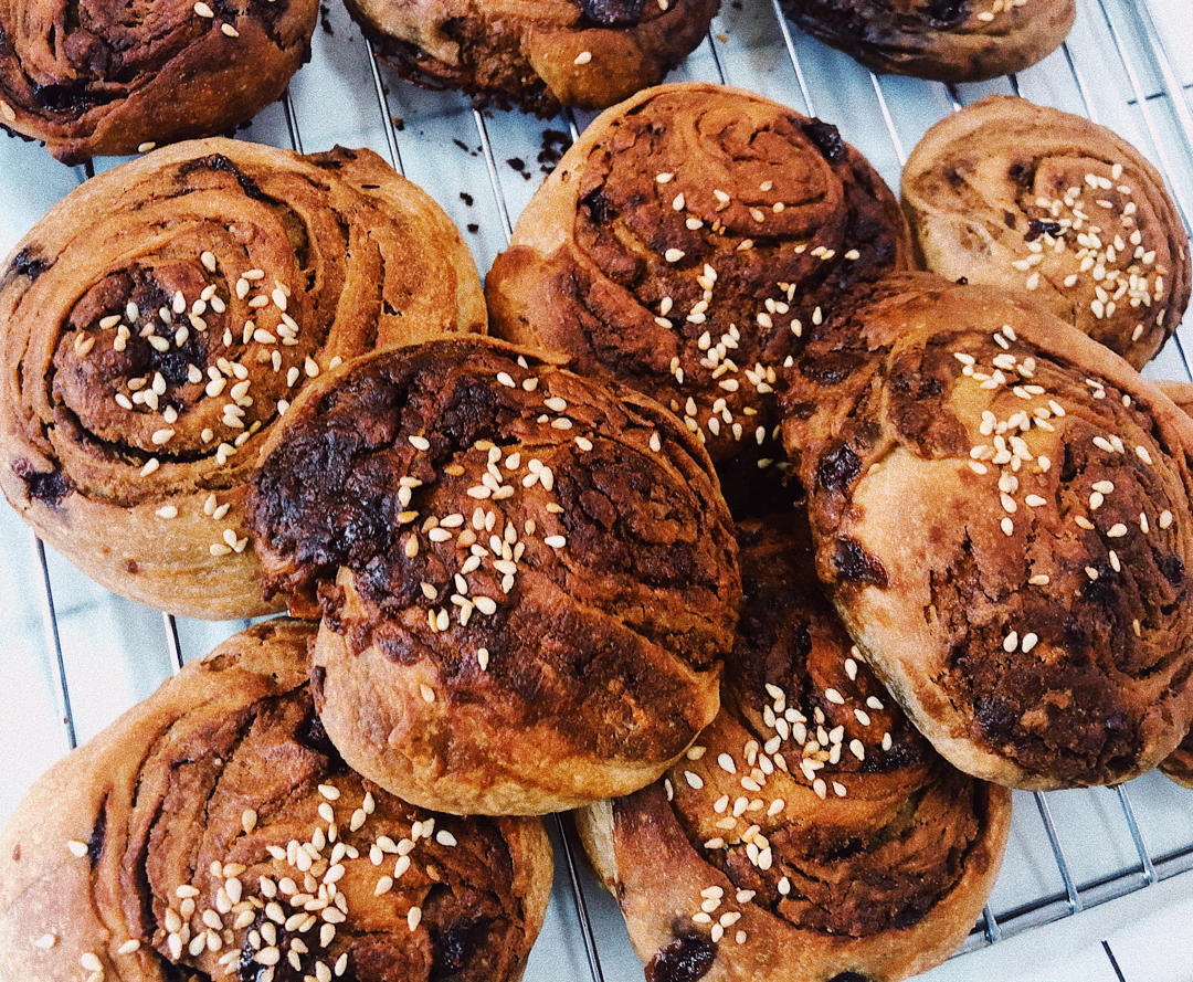 喜欢下厨的栗子做的麻酱红糖烧饼火烧