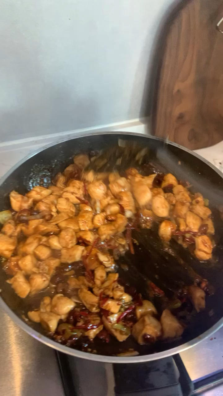 传统宫保鸡丁