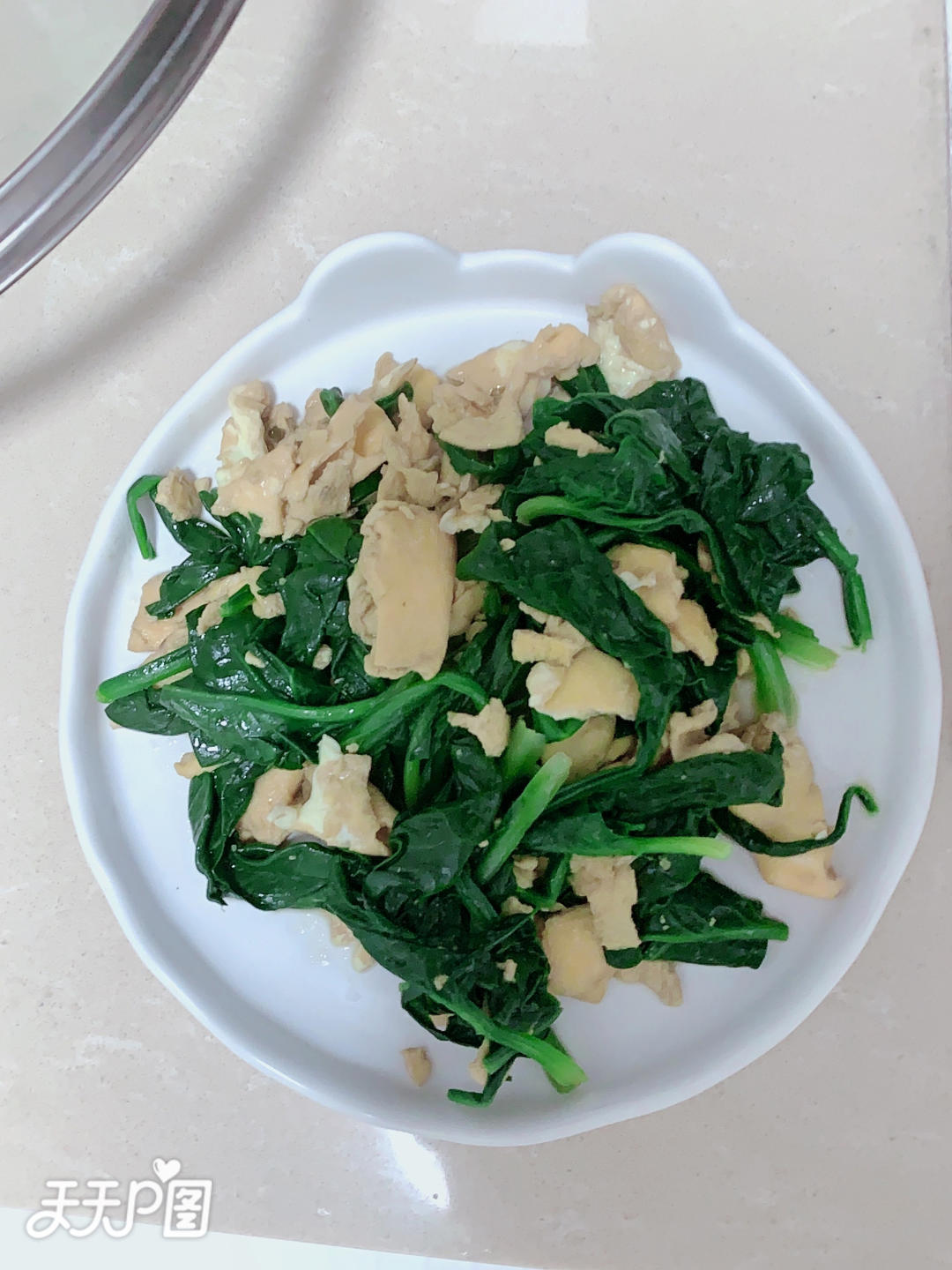 可缓解用眼疲劳的鸡蛋炒菠菜来啦