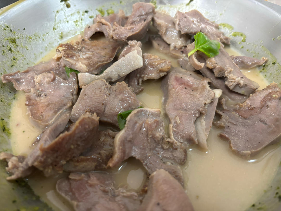 白酒黑椒煎猪舌