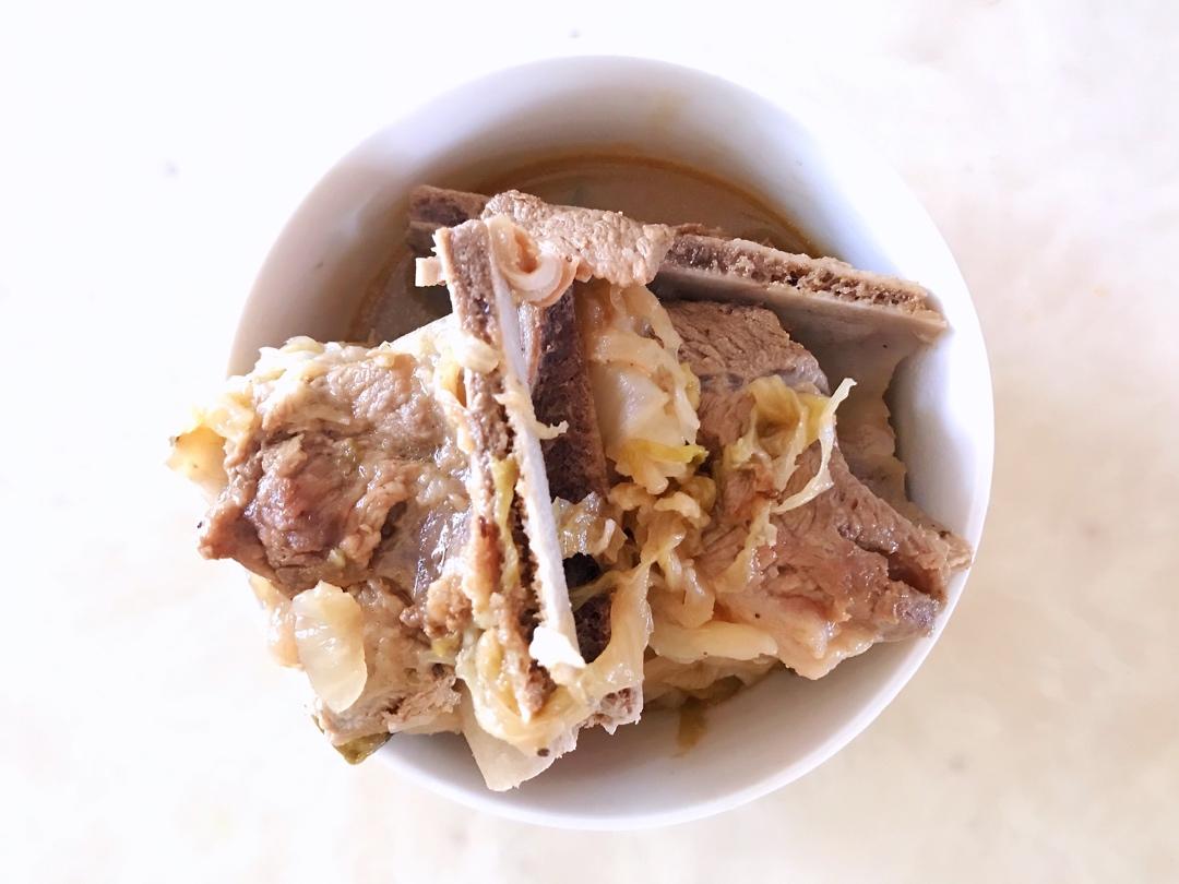 酸菜炖排骨