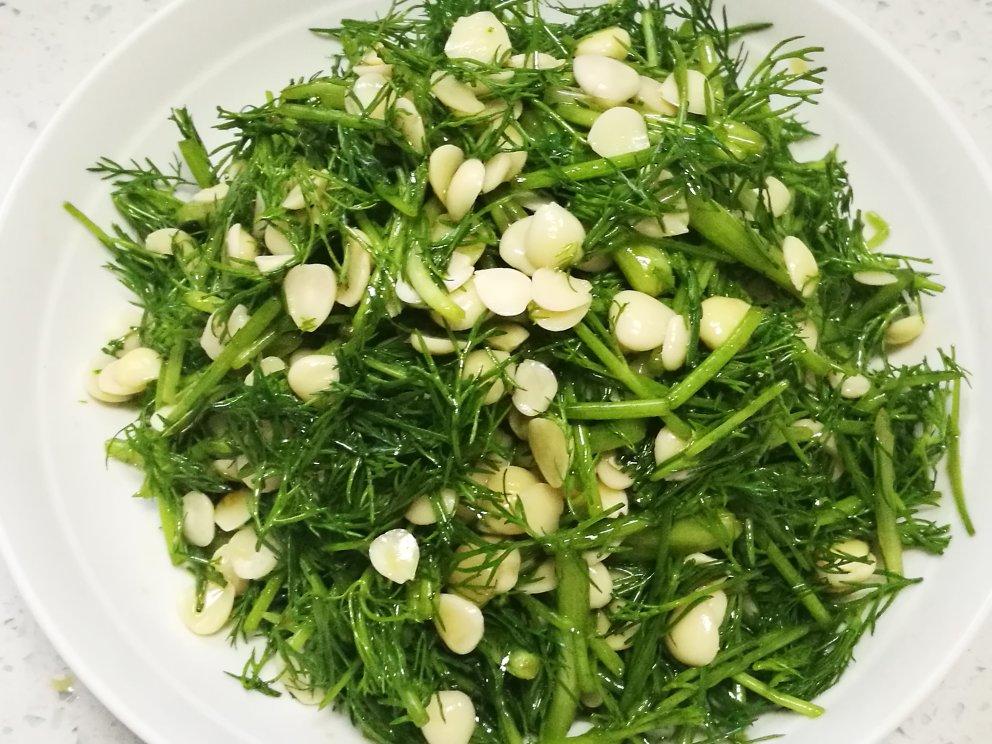 心语人生做的茴香苗拌杏仁