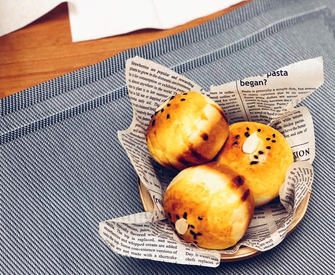 椰蓉奶油小蘑菇面包