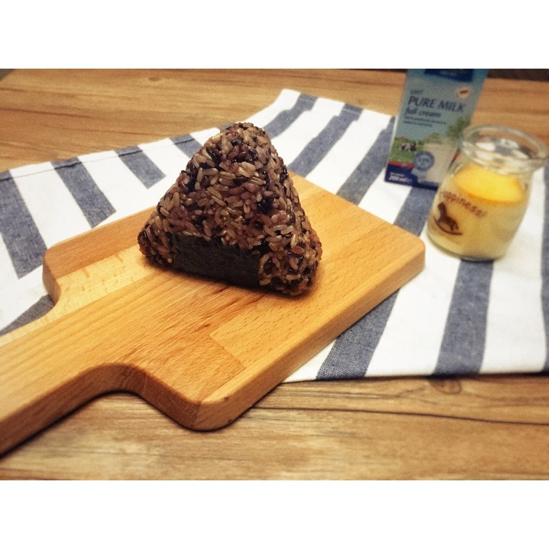 【北京早上好】紫米芝士肉松饭团