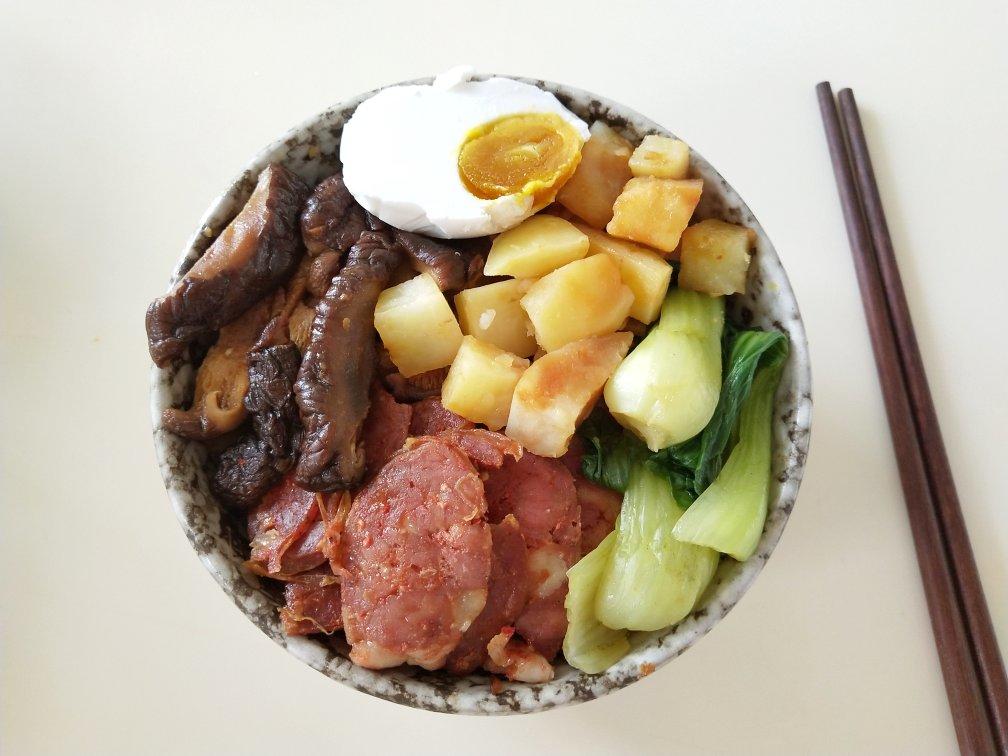 【九阳珐琅铁釜】喷香腊肠煲仔饭