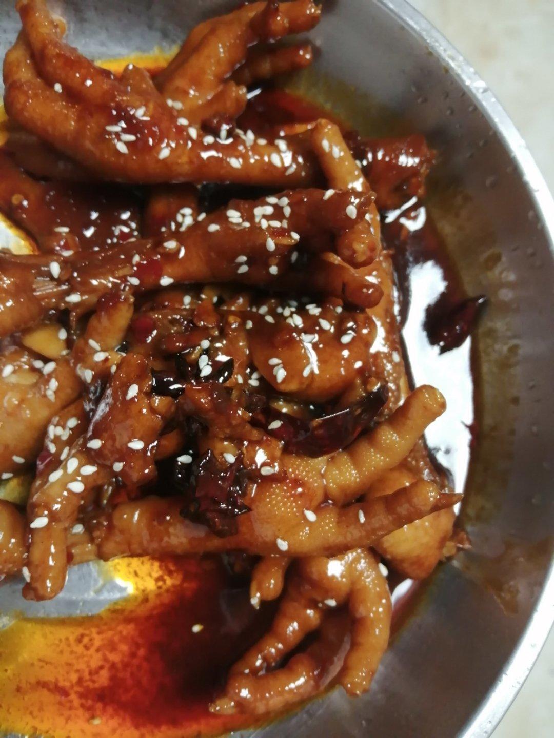 香辣烧鸡爪