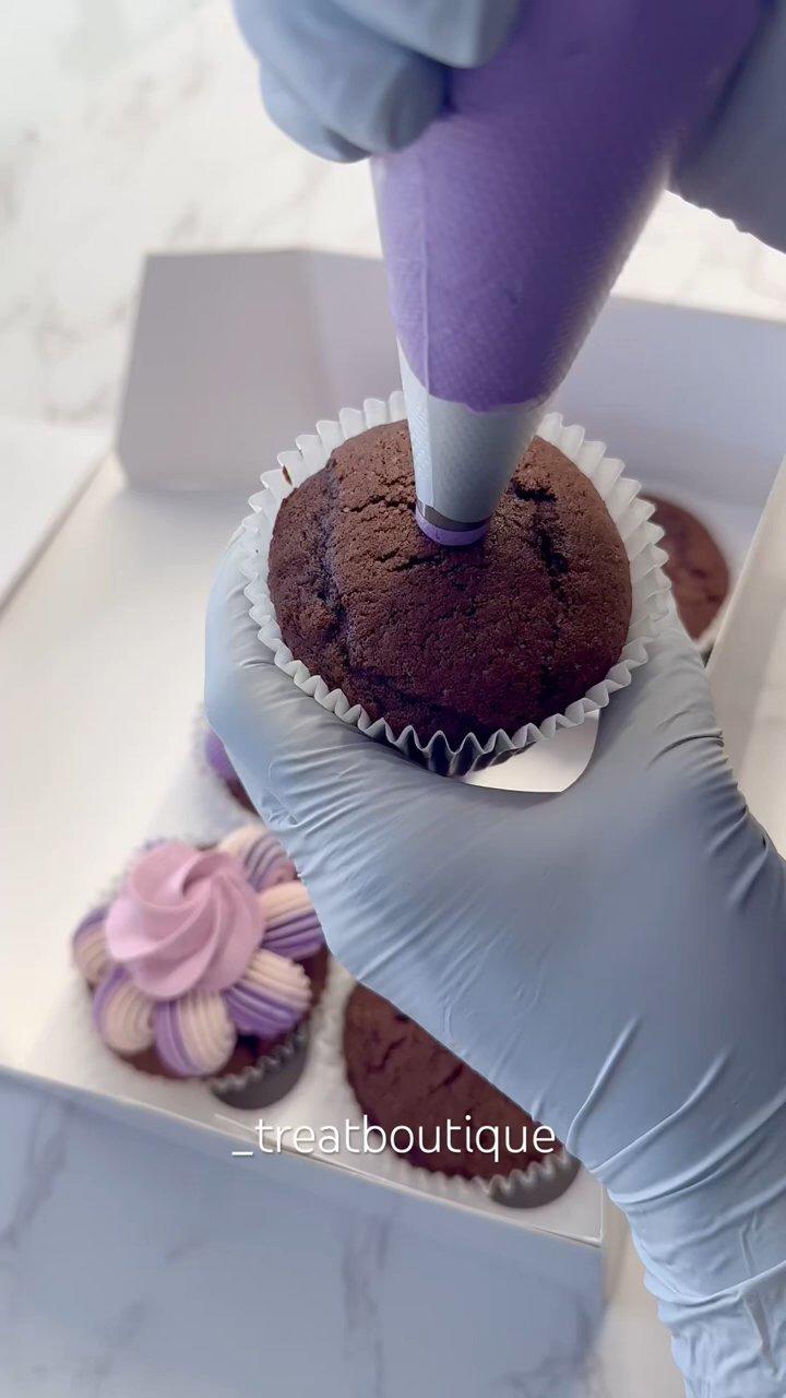 纸杯蛋糕装饰技巧分享1