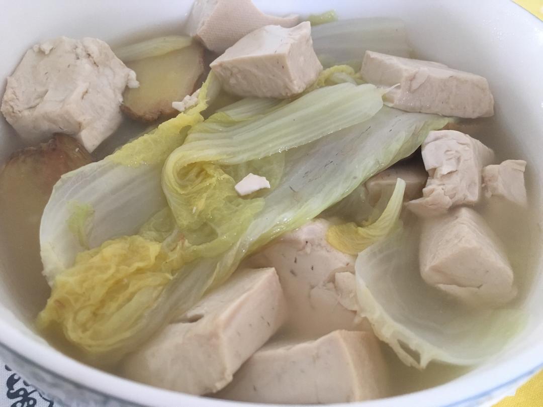 冬季家常菜：白菜炖豆腐