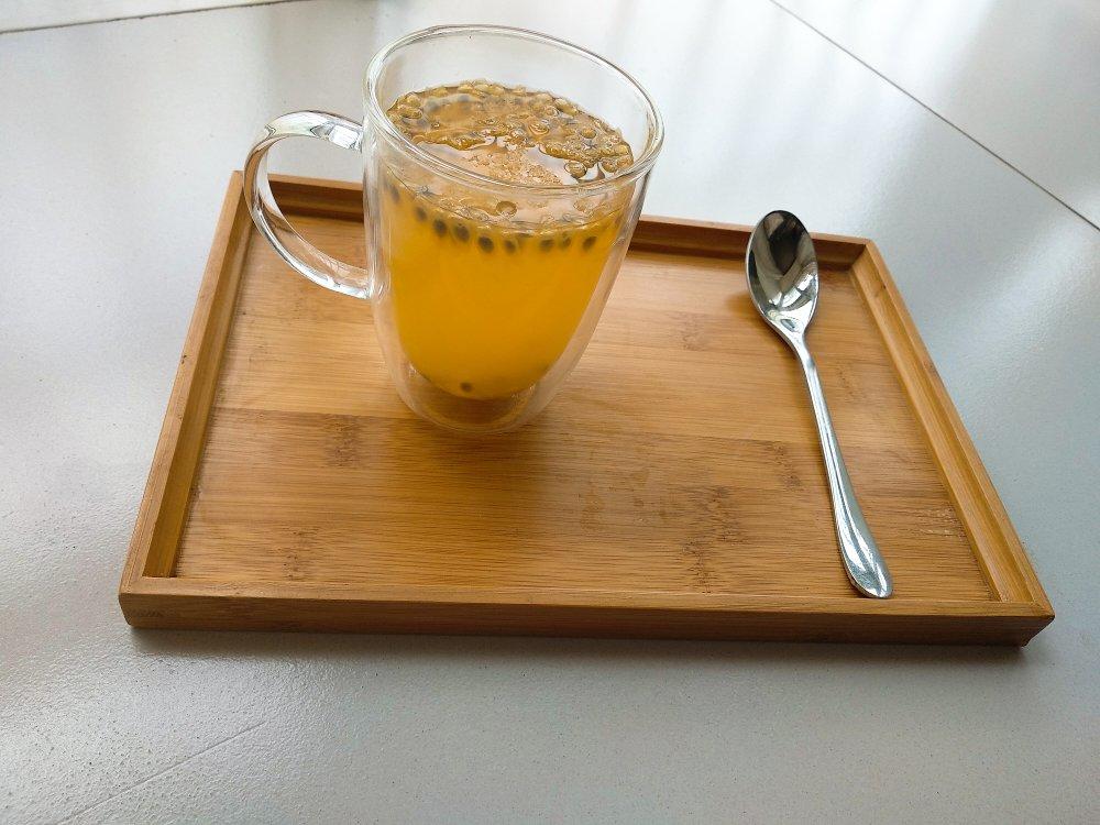 百香果的朴素吃法（百香果汁）