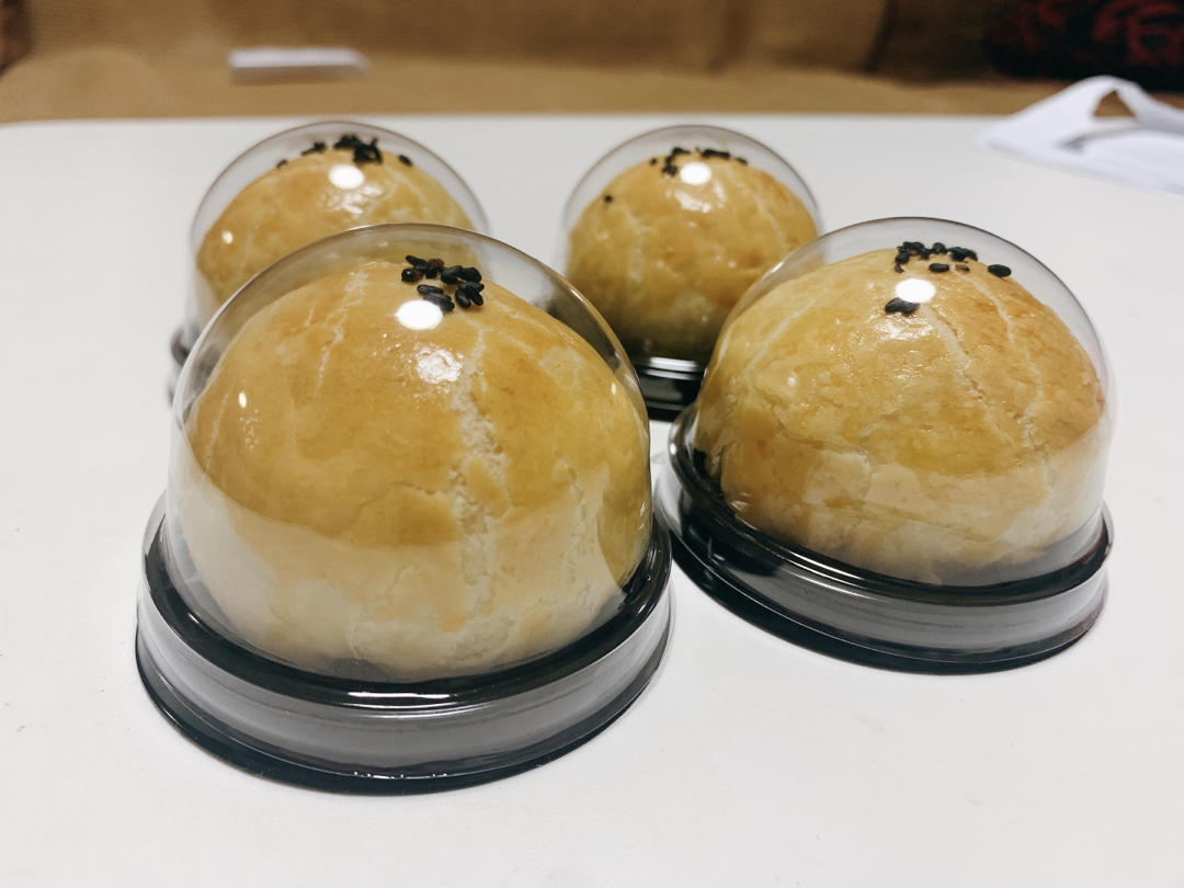 蛋黄酥酥酥（超级奶香黄油版）