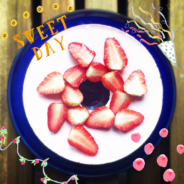 冻草莓芝士蛋糕