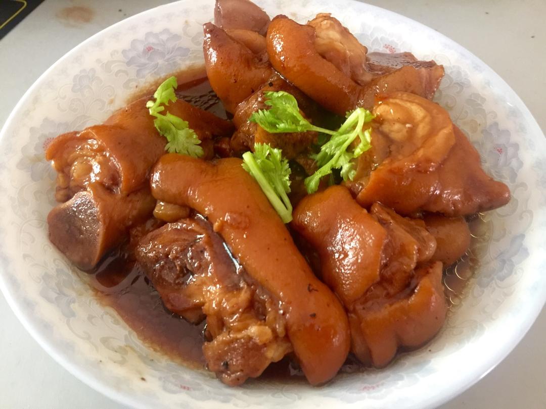 【电饭煲猪蹄】