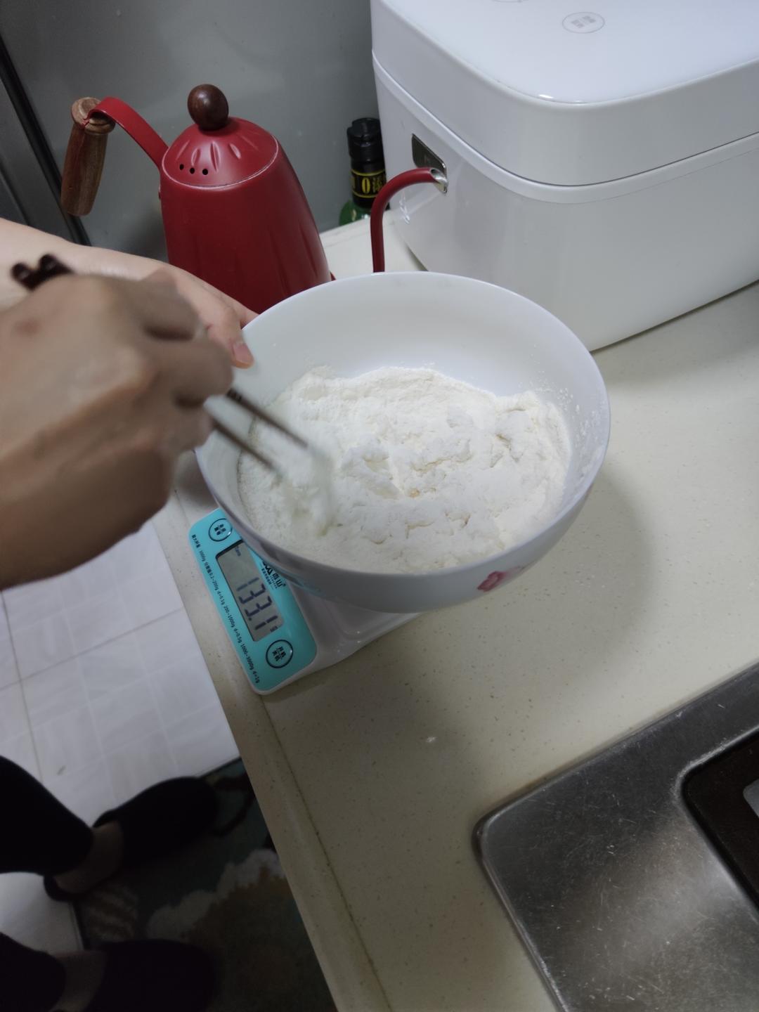 纯奶手撕吐司的做法 步骤1