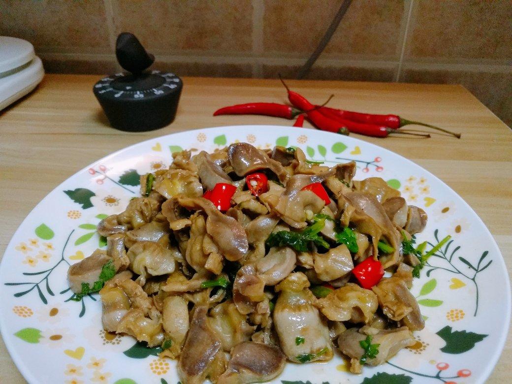 小米椒爆鸡胗