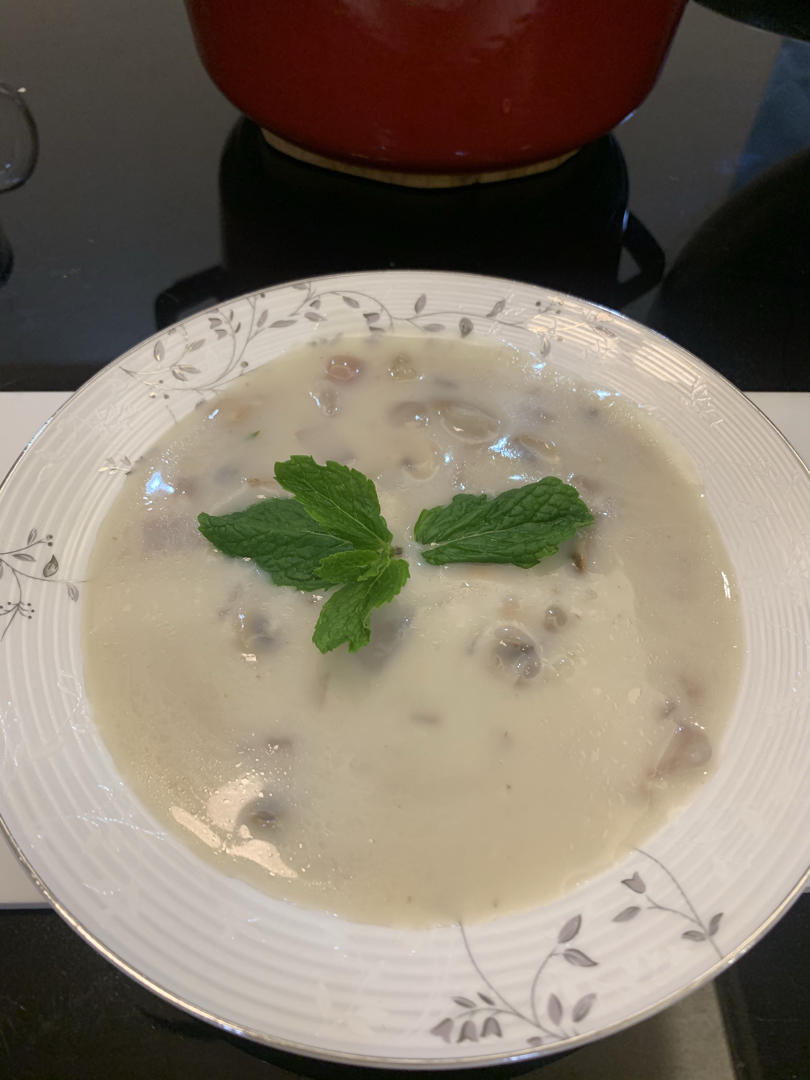 超惊艳奶油蘑菇汤(牛奶版本)