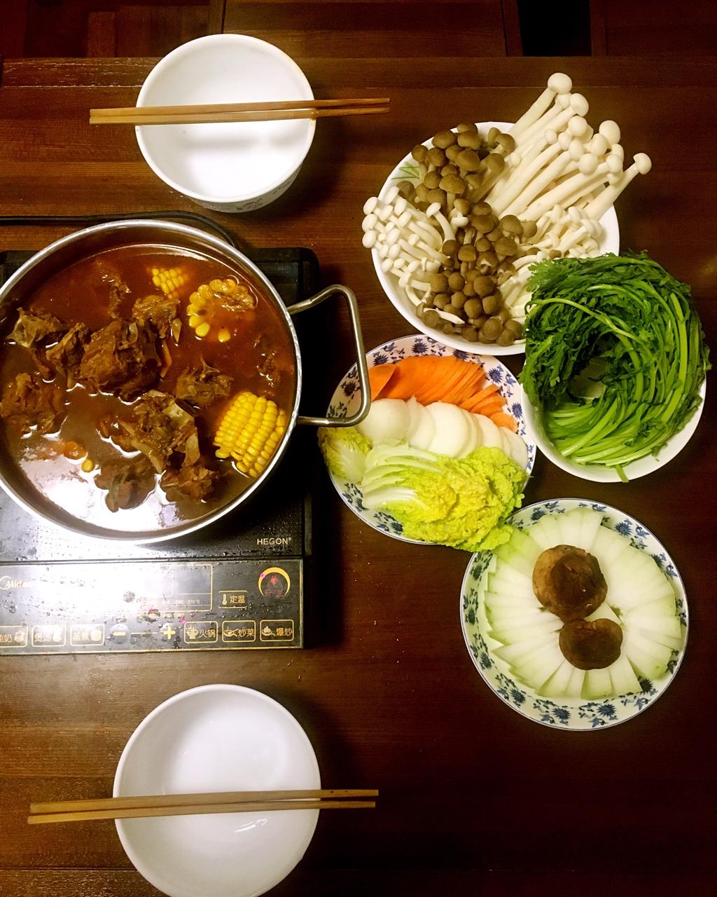 堂妈教你做红汤羊蝎子火锅