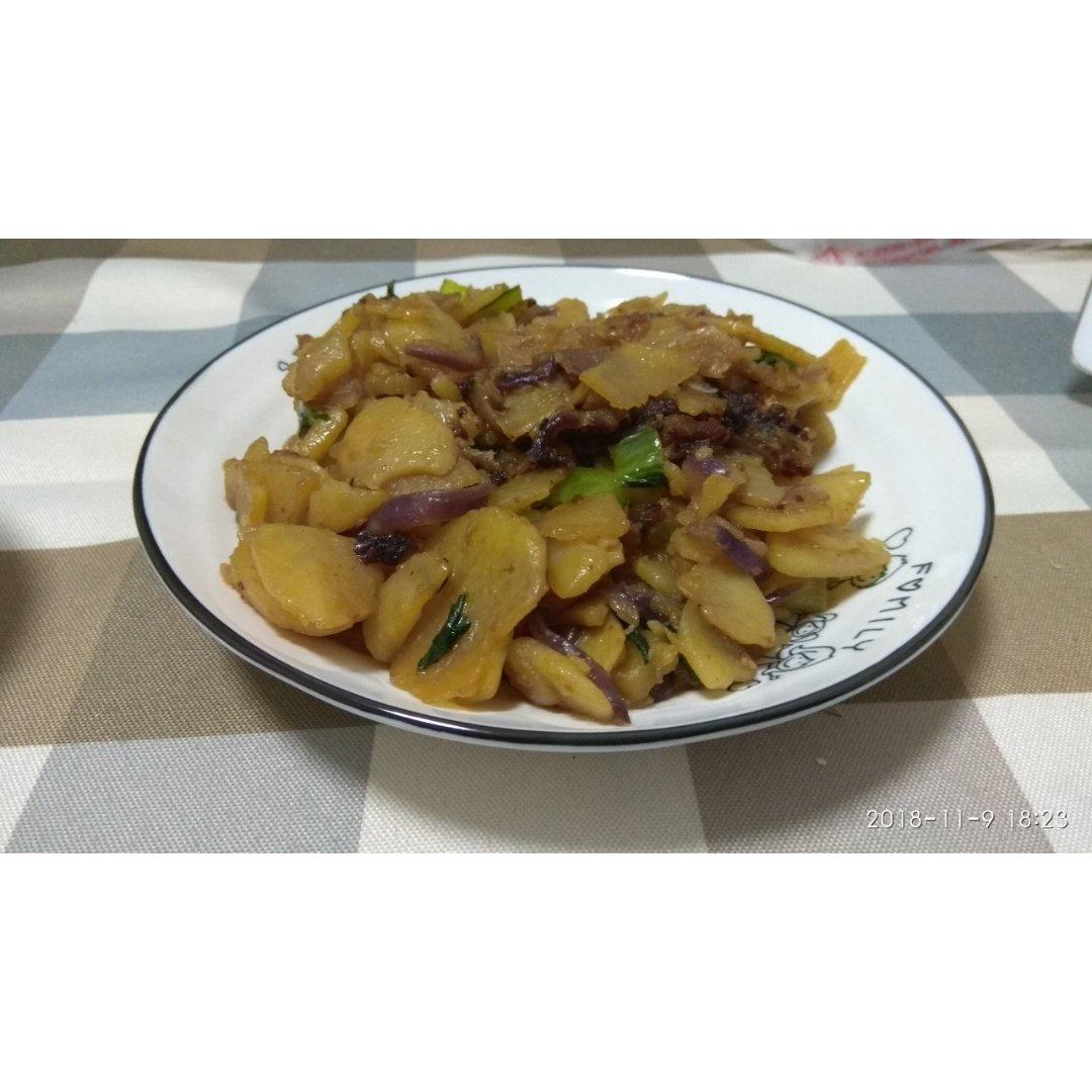 洋葱炒土豆片