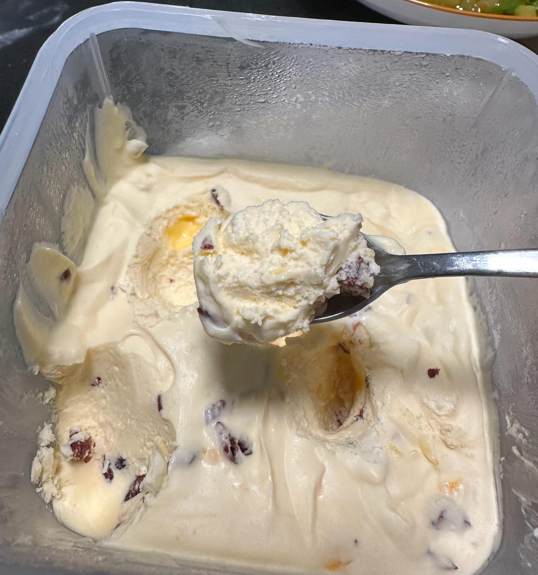 自制冰淇淋（懒人版无需搅拌的冰淇淋）