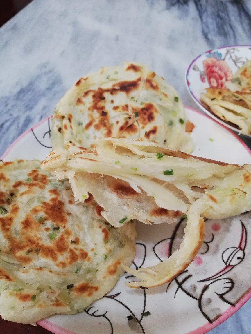 葱油饼（附外酥里嫩的技巧）