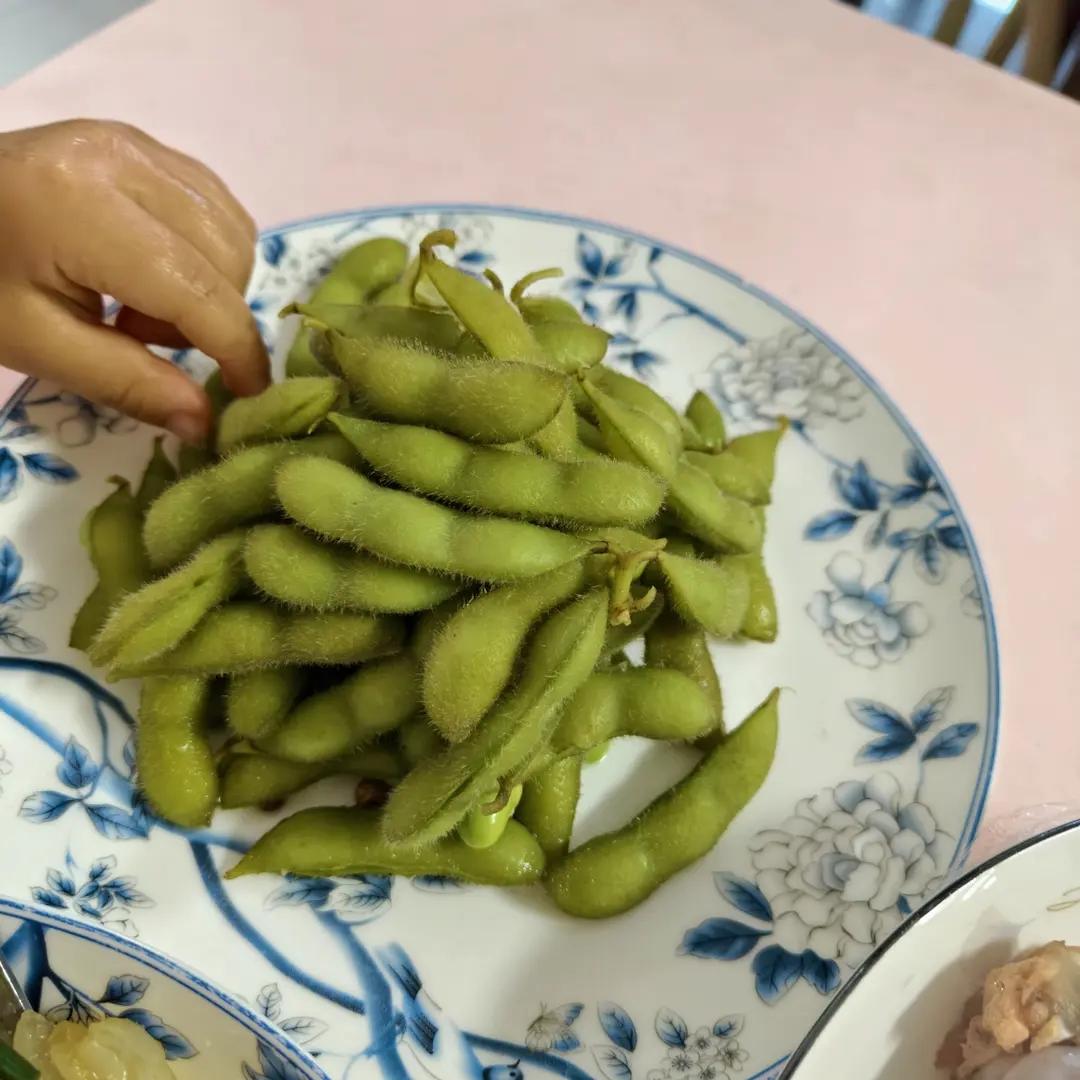 超级简单的煮毛豆