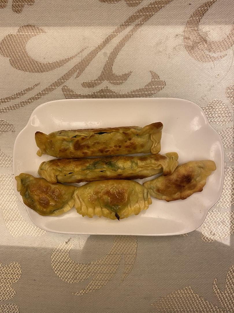 快手韭菜盒子（附花边盒子做法）