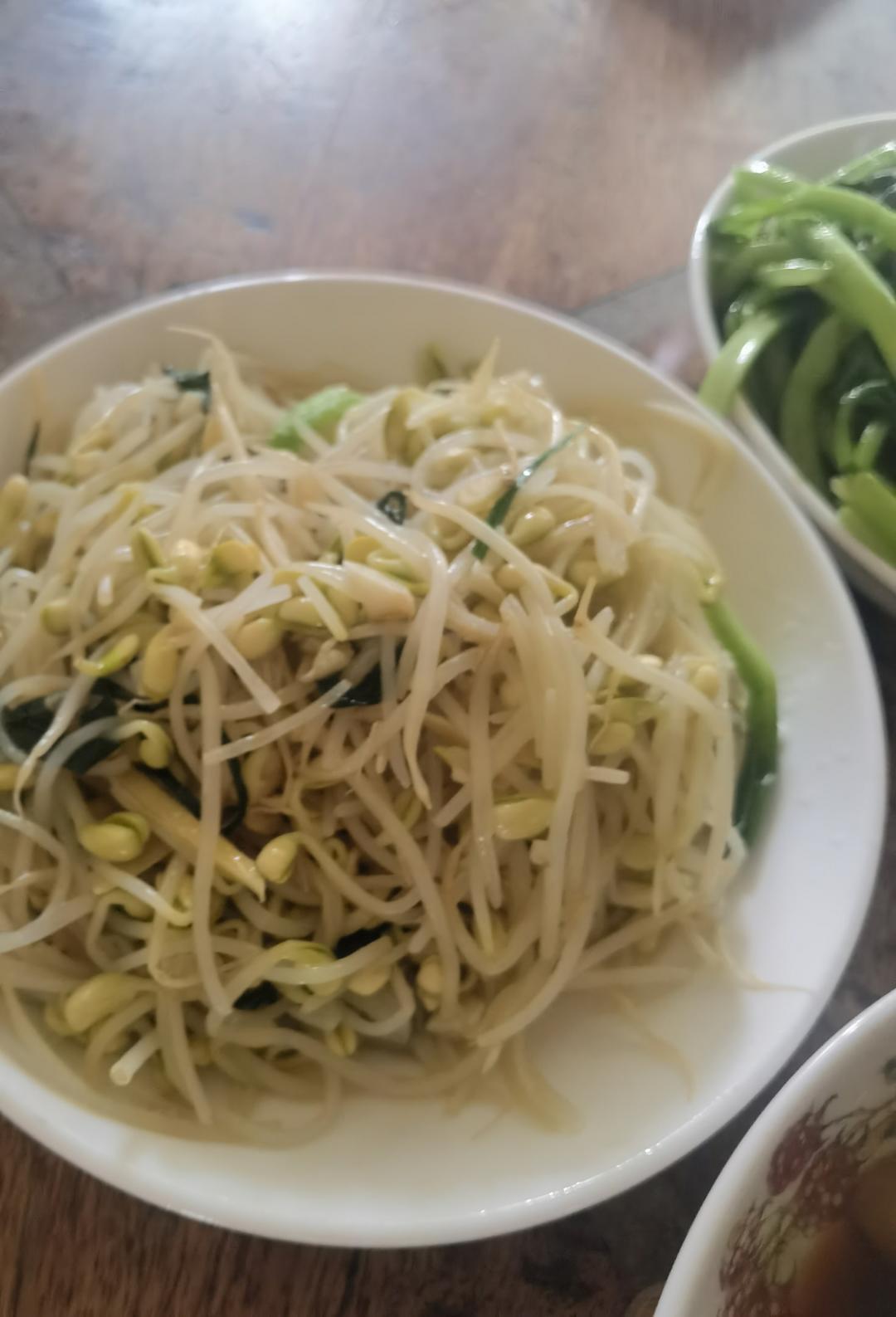 清炒豆芽