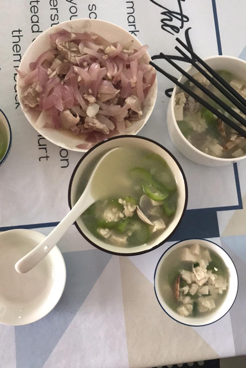 丝瓜毛豆蛤蜊汤（无油版）