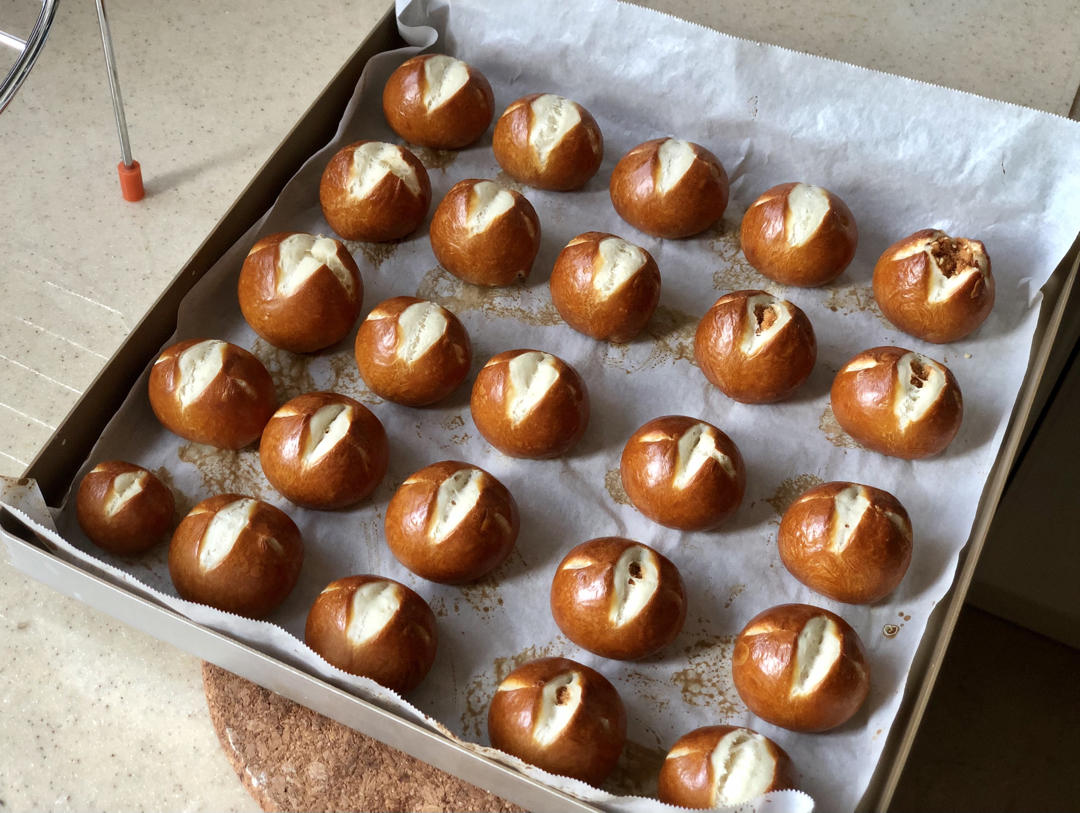 德式碱水面包｜一口碱水球｜超级快手｜免冷冻｜免发酵｜免手套膜