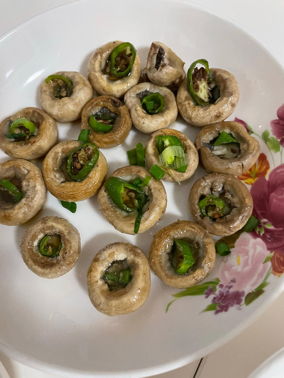 香煎口蘑  鲜的扭起来