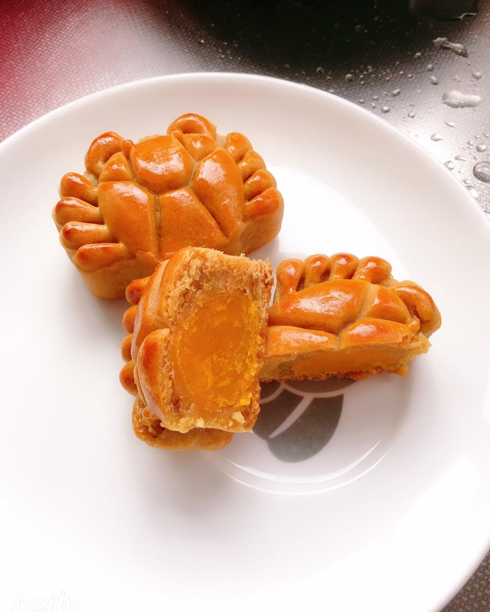 广式豆沙月饼
