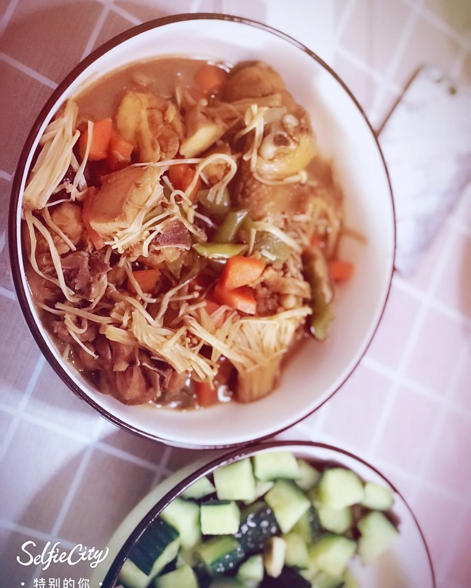 黄焖鸡米饭