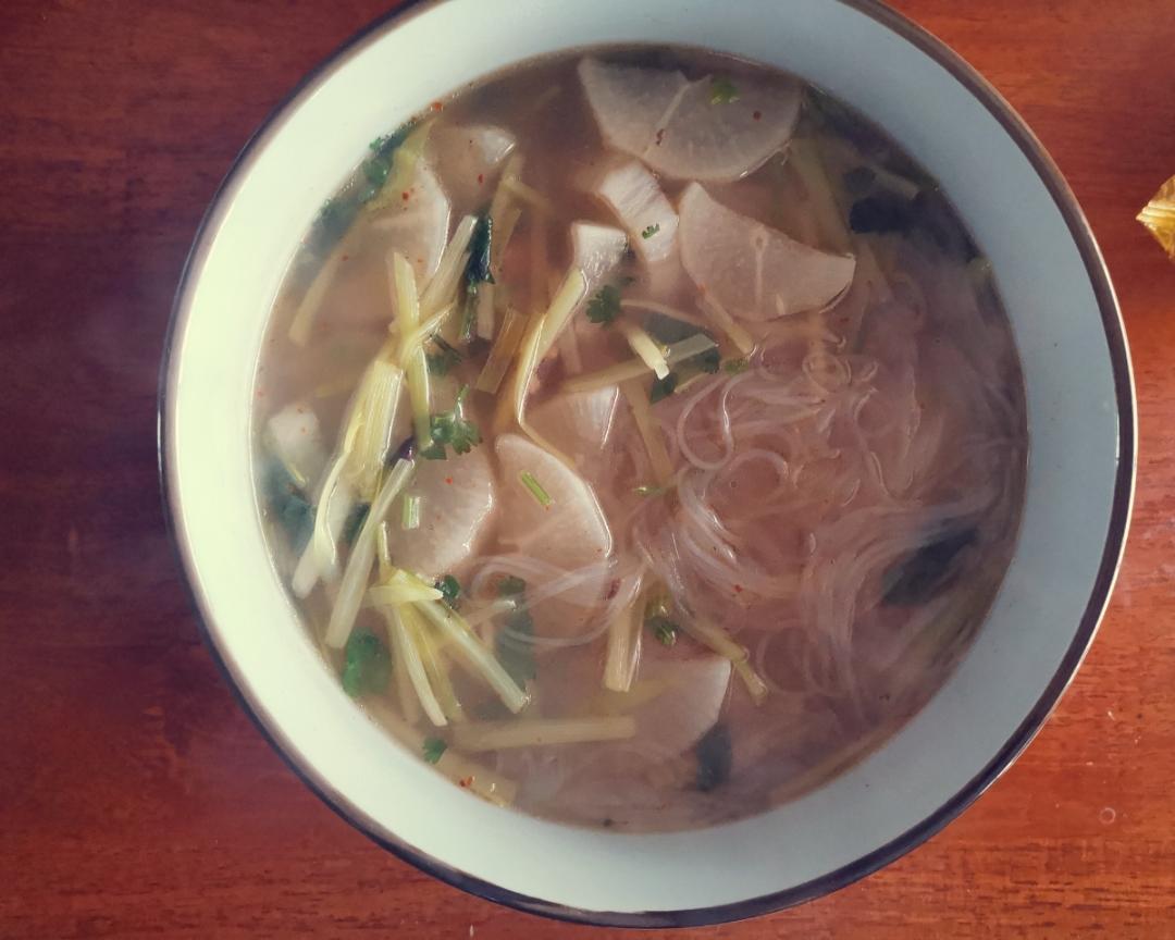 营养早餐之牛肉粉丝汤的做法