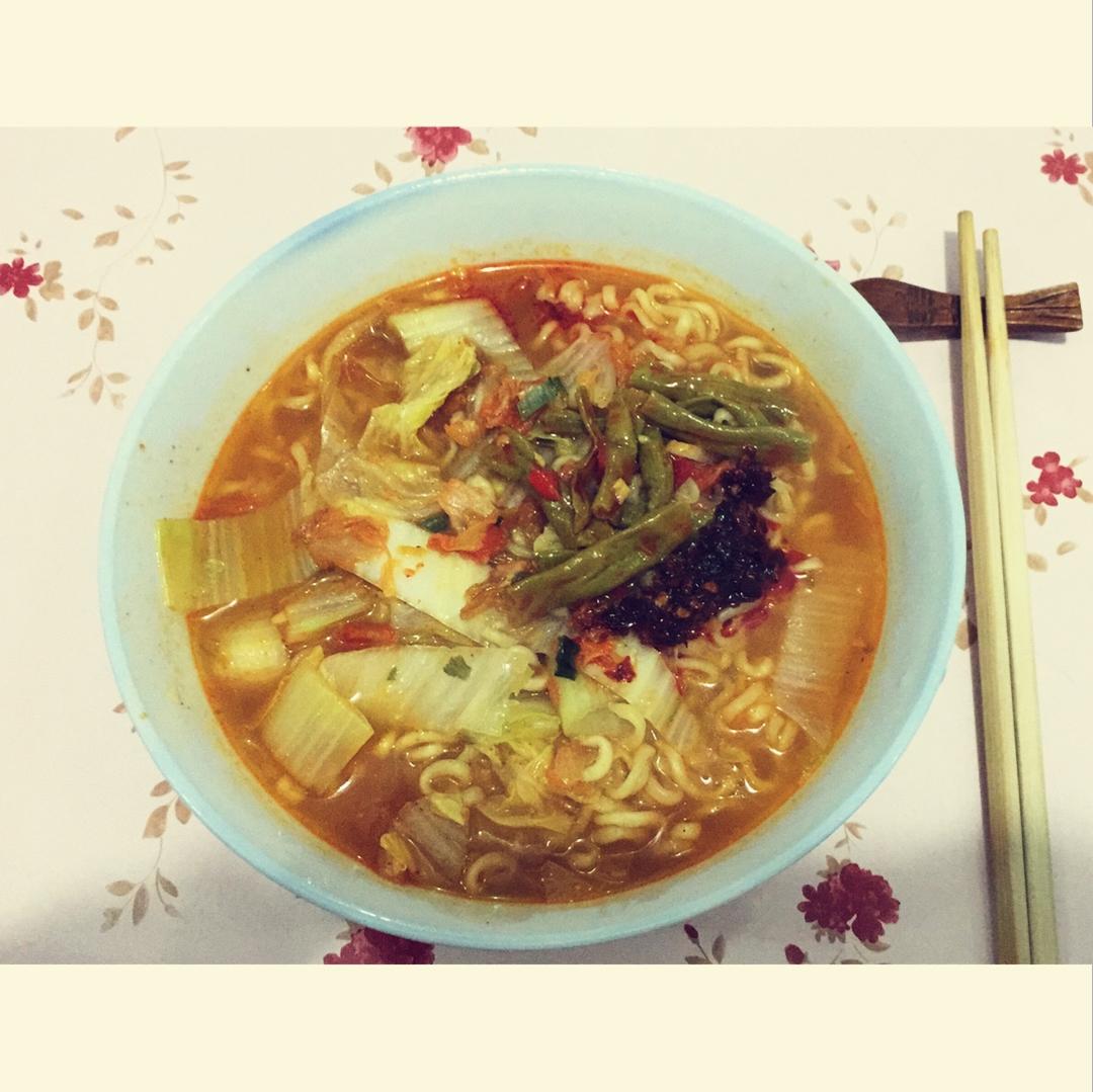 满足食欲的深夜秘密 森系浓香泡面