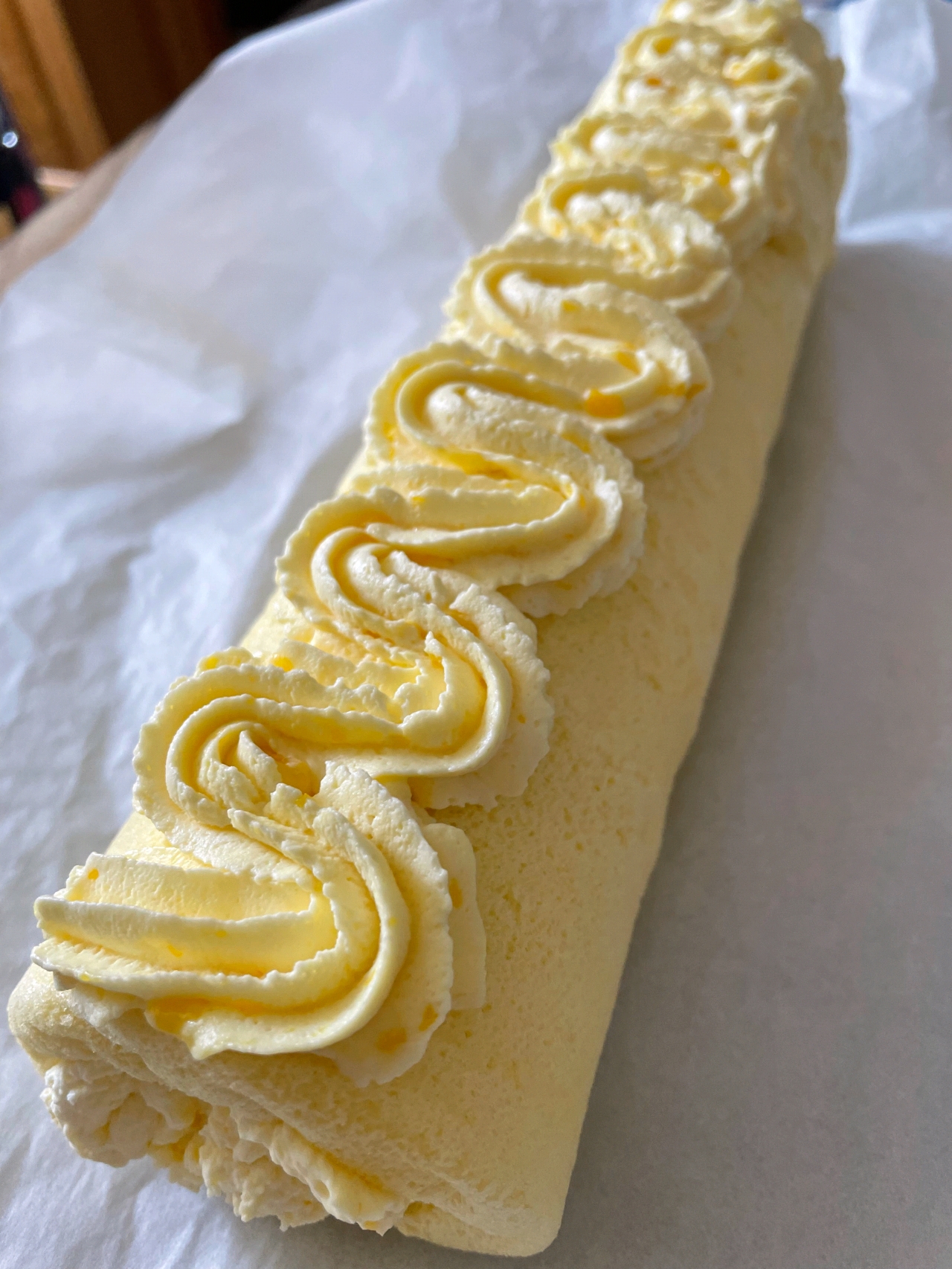 柠檬奶油蛋糕卷，超好吃的柠檬香缇奶油做法