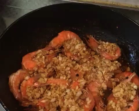 蒜蓉油焖虾