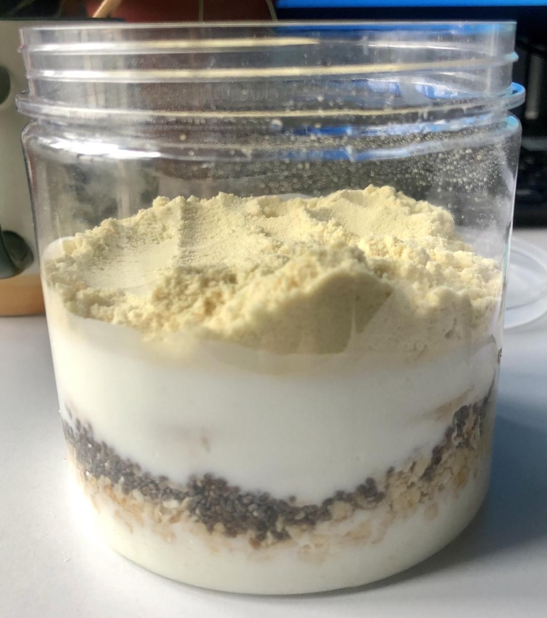 隔夜燕麦杯的做法