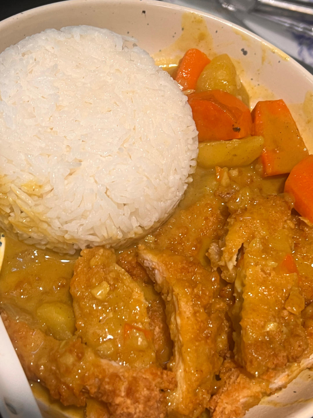 炸鸡排咖喱饭