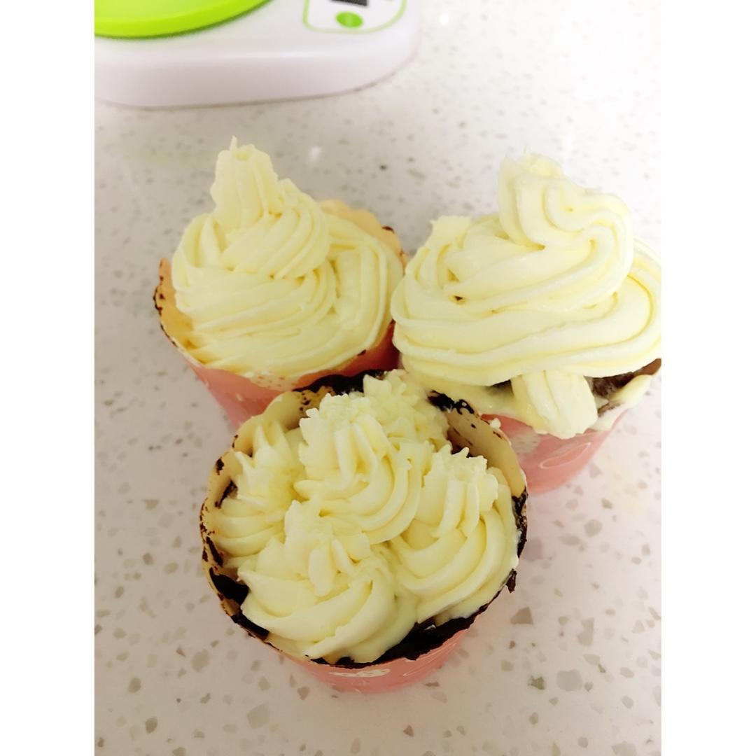 倍量巧克力纸杯蛋糕