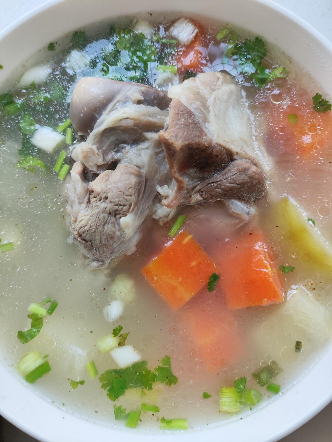 羊骨汤