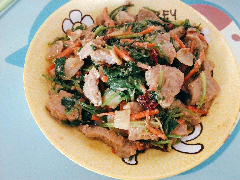 下饭菜😋小炒黄牛肉