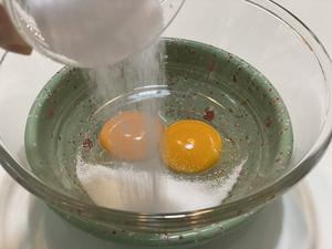 🤎不加吉利丁熟蛋做法|提拉米苏一口吃到爽的做法 步骤1