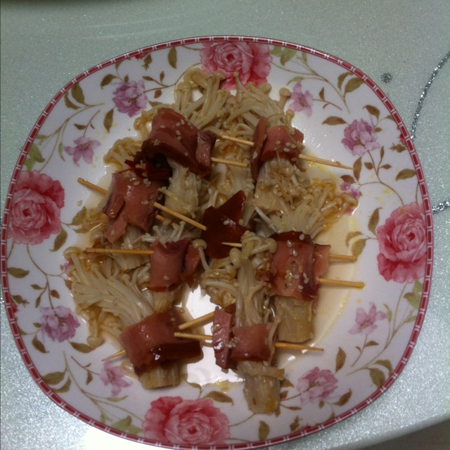 香煎培根金针菇卷