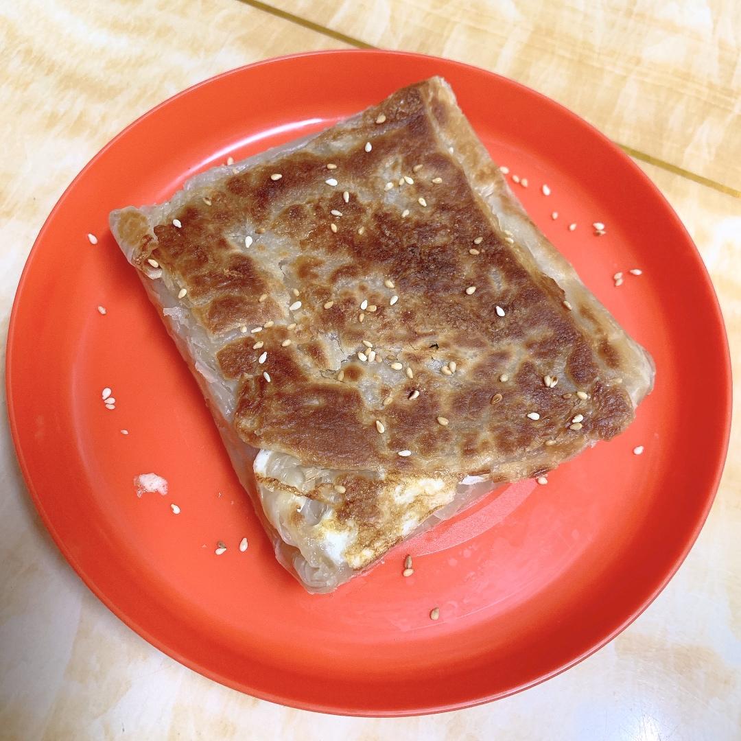 5分钟就能搞定的手抓饼早餐，酥到掉渣～