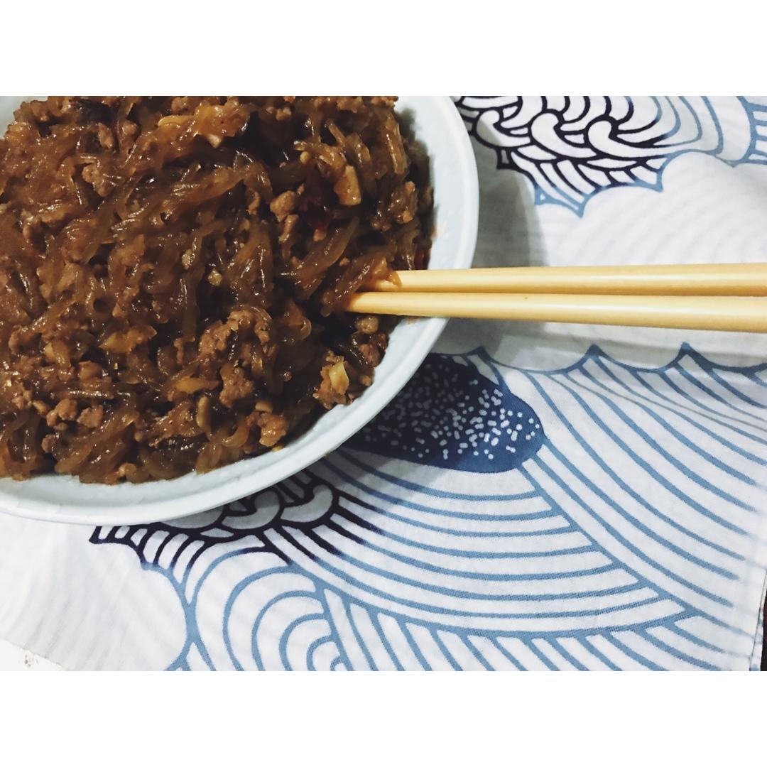 蚂蚁上树