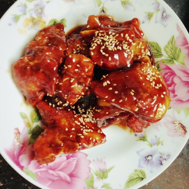 不用一滴酱油的糖醋排骨