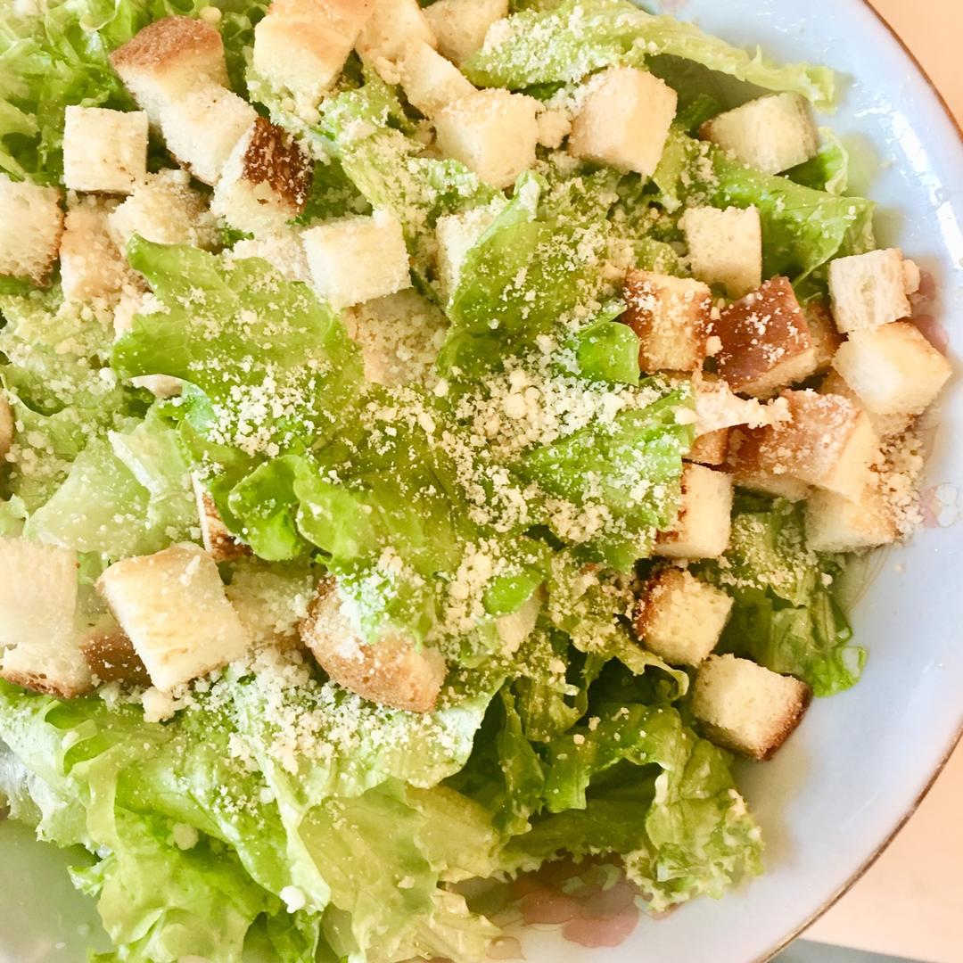 鸡肉凯撒沙拉（简版）