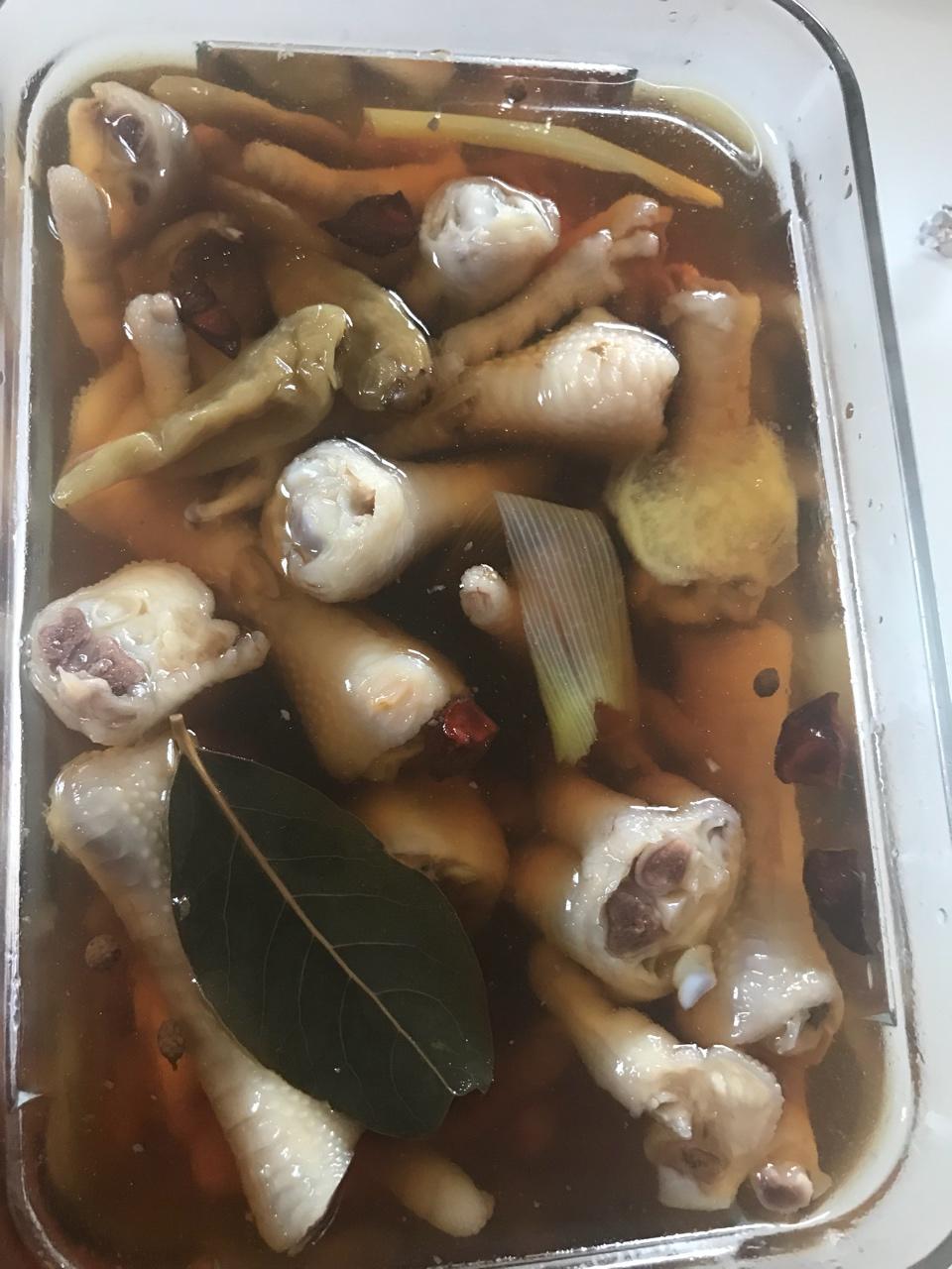 糟卤泡椒鸡爪